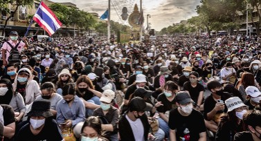 Cuộc biểu tình đòi dân chủ lớn nhất tại Thái Lan kể từ cuộc đảo chính năm 2014