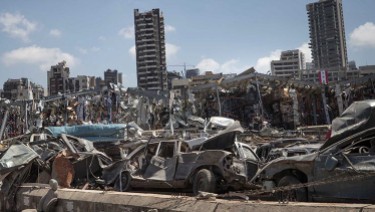 Phi thường: Vụ nổ Beirut tàn phá kinh hoàng, nhưng tượng Đức Mẹ, bàn thờ, và cung thánh còn nguyên
