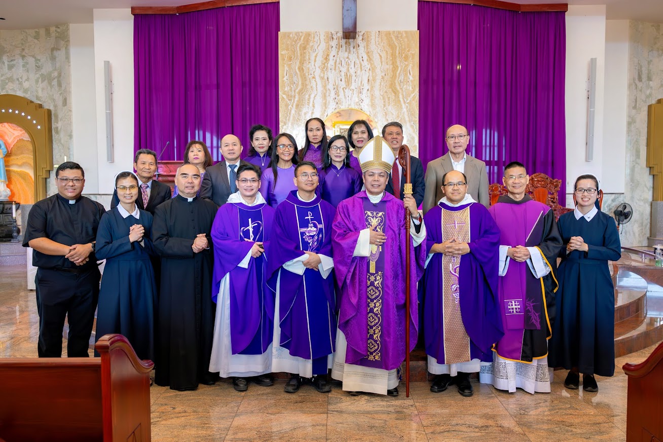 20260308_BishopBui_ThanksgivingMass (167)_