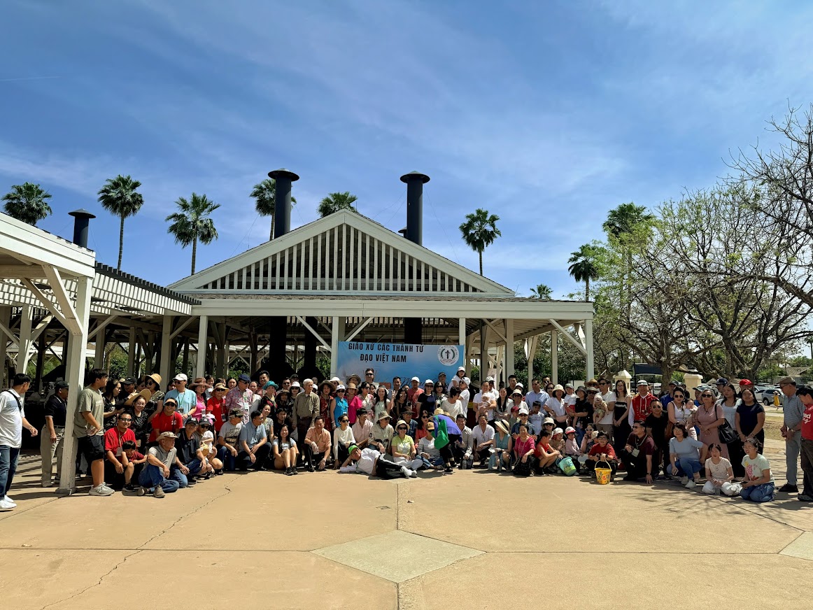 20260405_Easter-Picnic (4)_